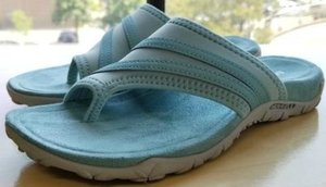 18 Best Sandals for High Arches (Flip-flops as well) Reviewed in 2020