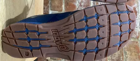 Inov-8-F-Lite-235-v3-outsole