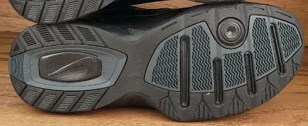 Nike-Air-Monarch-IV-outsole