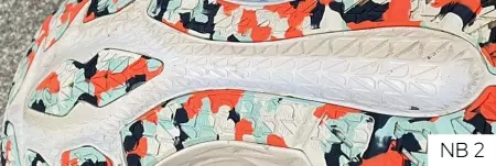 asics-novablast-2-outsole-groove