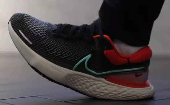 nike-invincible-run-softness-test