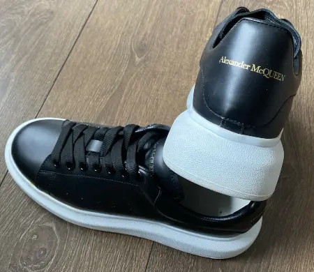 alexander-mcqueen-heel-counter