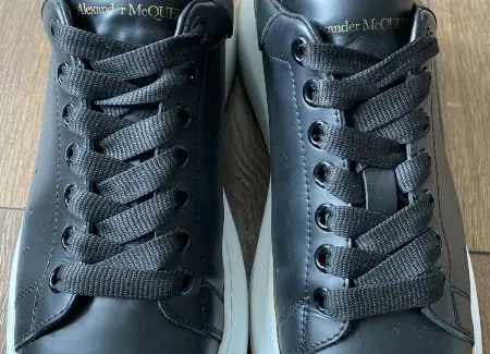 alexander-mcqueen-upper-laces