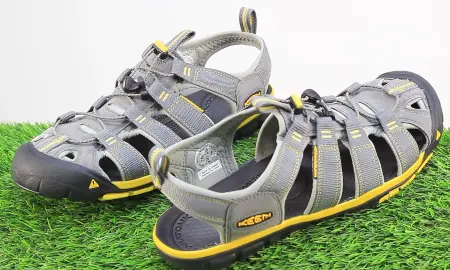 keen-clearwater-cnx-sandal