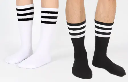 Mid-length-long-socks