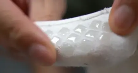 falke-socks-heel-gripper