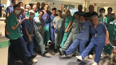 nurses-wearing-comfortable-crocs