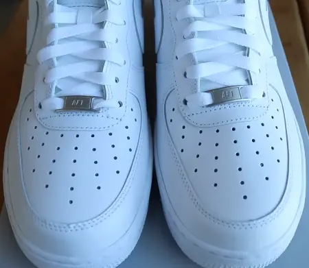 nike-air-force-1-toe-box-perforations
