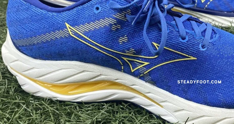 mizuno-wave-inspire-19-wave-plate