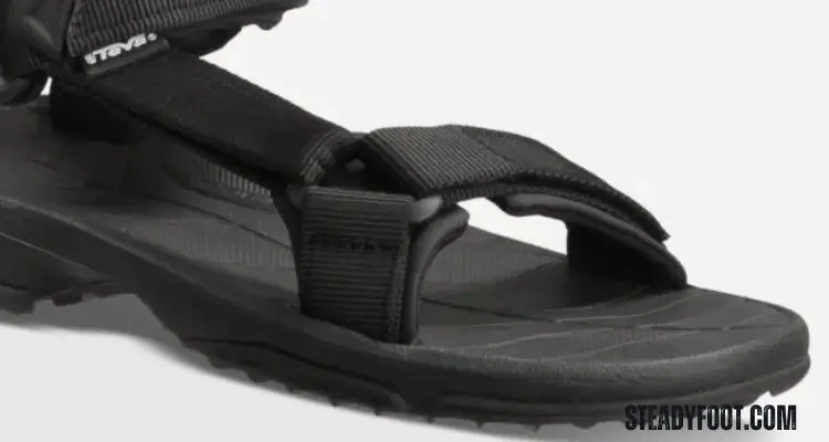 teva-terra-fi-lite-front-strap-toe