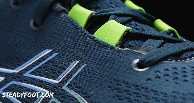 asics-gel-nimbus-26-lacing-system