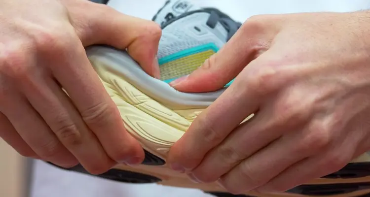 asics-more-v5-fresh-foam-x-softness