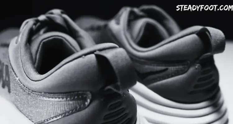 hoka-bondi-8-ankle-collar-padding