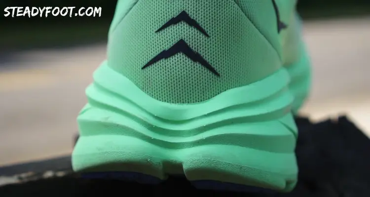 hoka-rincon-3-heel-counter