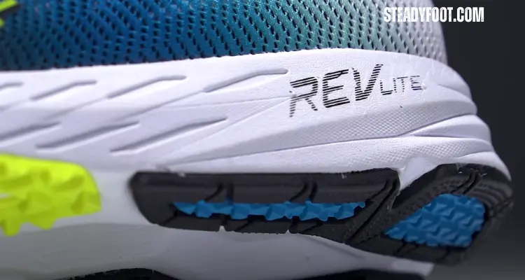 new-balance-1400-revlite-midsole