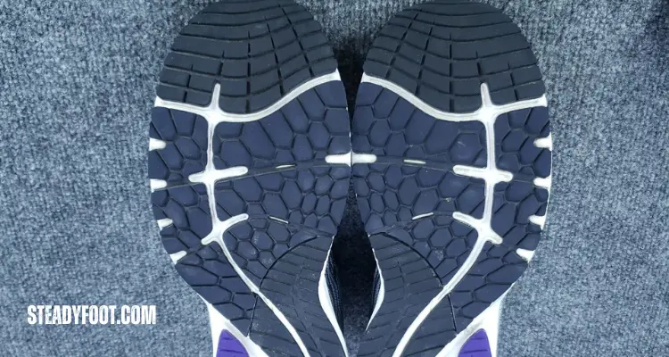 new-balance-fresh-foam-x-860-v12-outsole