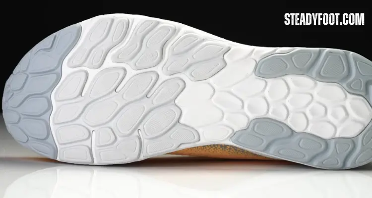 new-balance-tempo-v2-outsole