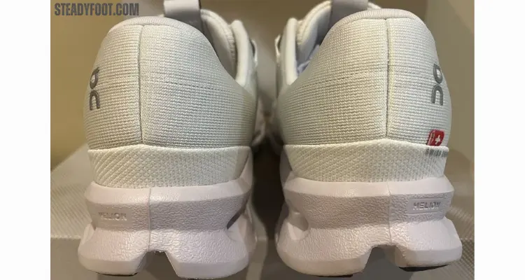 on-cloudsurfer-7-heel-counter