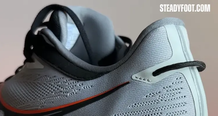 saucony-triumph-21-pull-tab