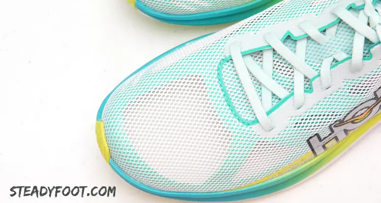 nike-cielo-road-upper