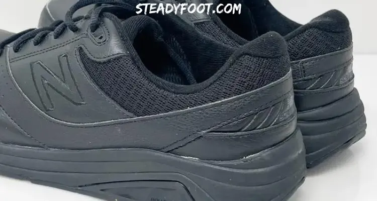 new-balance-928-v3-ankle-collar