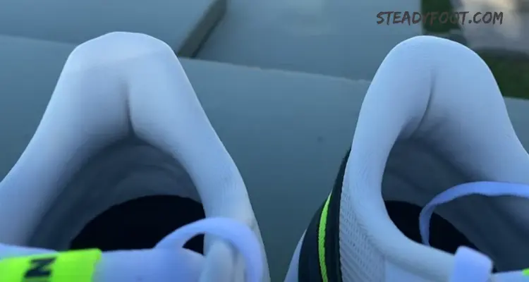 nike-structure-25-ankle-collar