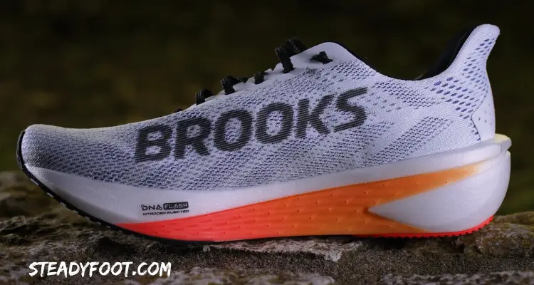 brooks-hyperion-2-medial-side